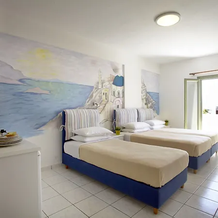 Aparthotel Marios Kamari (Santorini)