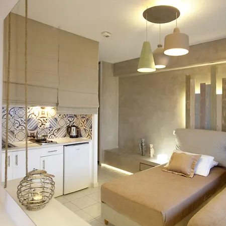 Marios Aparthotel 4*