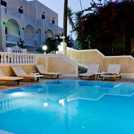 Aparthotel Marios Kamari (Santorini)