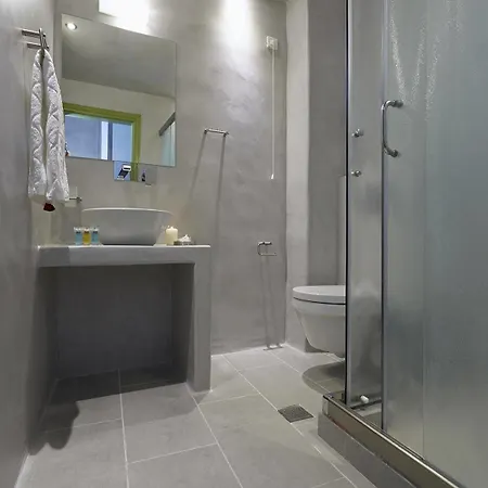 Marios 3* Kamari (Santorini)