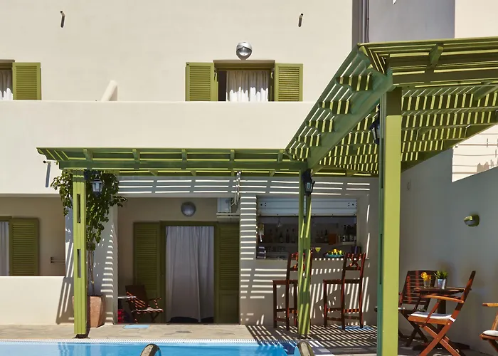 استوديوز ماريوس 4* Kamári